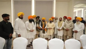 Sekhwan के नेतृत्व में Dharmi Fauji परिवारों ने AAP को दिया समर्थन, CM ने मसले हल करने का दिया भरोसा